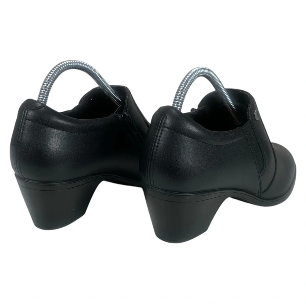Clarks Collection Women’s 10M Black Leather‎ Heeled Slip-On Comfort Shoes